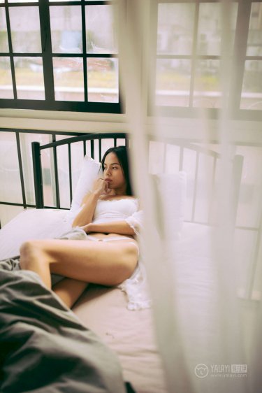 莲花盘坐整根吸入男女